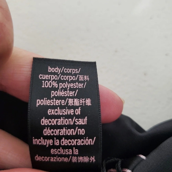 Victoria's Secret Black Satin Flutter Kimono Robe - Picture 12 of 14